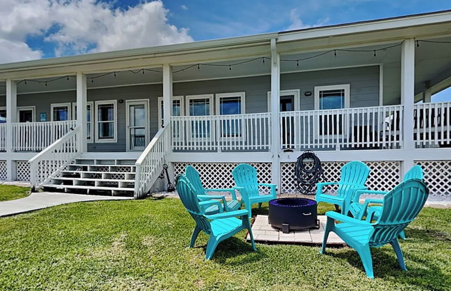 Papa's Place by Miss Kitty’s - Photo 14