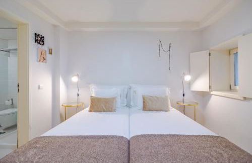 Porto Vitoria Apartments - Photo 36