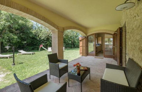 Cozy Apartment In Avigliano Umbro - Foto 5