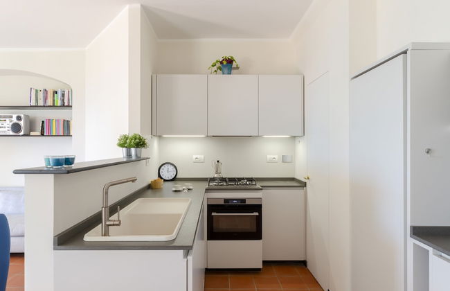 JOIVY Villa W/Superb View And Private Garden In Mulinetti - Photo 13