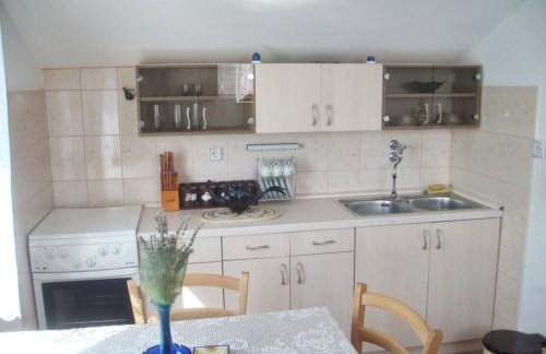 Sea View Apartment in Prvić Luka, 46m², Terrace - Foto 11