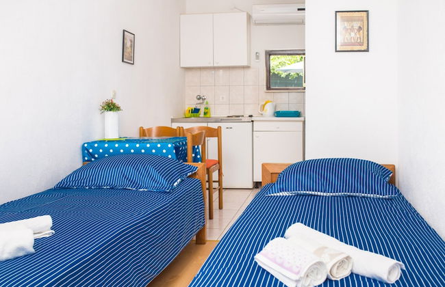 Studio Next to the Beach w Terrace & Parking - Foto 15