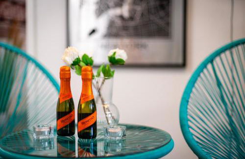 MOLA Apartments-Ferienwohnung für 5 Personen-separater Eingang-Gratis Parkplatz-Terrasse-Grill-Highspeed WLAN-auch für Langzeit geeignet - Foto 5