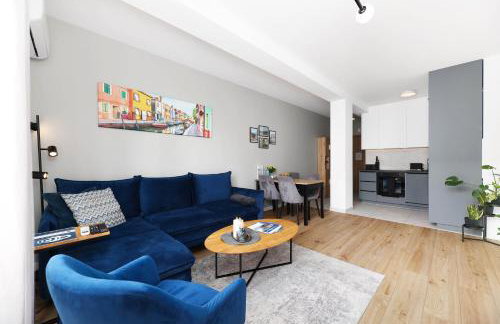 Apartament Wesoła by Stay&Rest - nowoczesność w centrum z balkonem - Photo 7