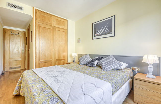 Apartment in Roses Near Playa de Roses Beach - Photo 7