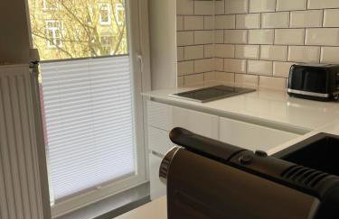 Altbaucharme Deluxe mit Balkon - Photo 6