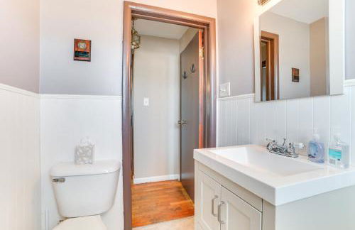 Alpena Lake-View Home - Walk to Beach! - Foto 17