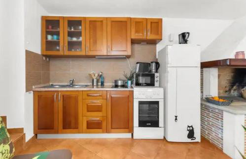 Apartment with Whirlpool and BBQ near Poreč - Foto 7