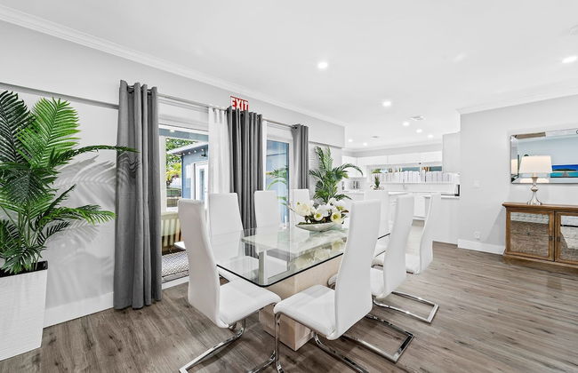 Peaceful 5BR -waterway Views & Private Heated Pool - Foto 23