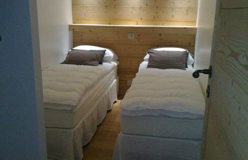 Meribel Altitude1600 chalet 6 personnes en pleine nature au milieu des pistes - Foto 15