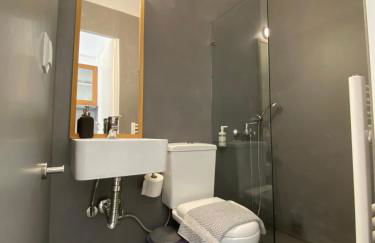 Small Gem Studio Athens, next to metro nomismatokopeio - Foto 13