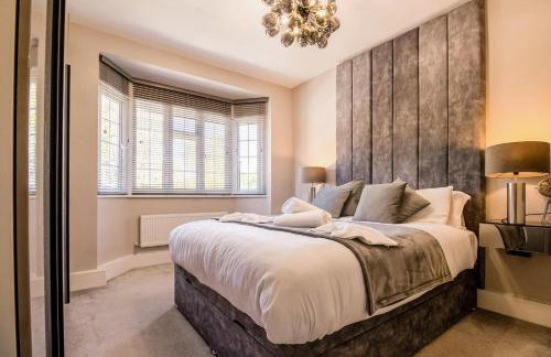 Luxury 3 Bed Apartment, Train Station - Foto 15