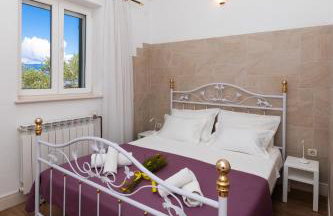 VILLA AGAPE - Three bedroom villa on 15k m2 olive grove - Incredible 360 view - Free parking - Private pool and jacuzzi - Foto 10