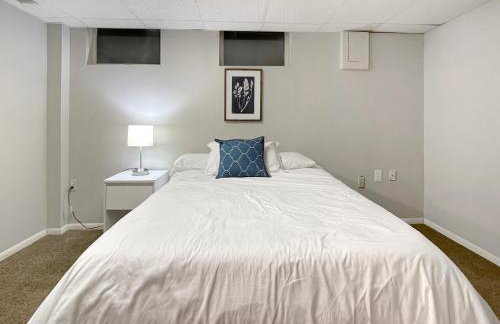 Family Friendly 3 BR 2 Bath Duplex Sleeps 9! - Foto 9