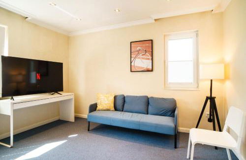 W20 I Gruppen I 7 Zimmer für 9 I 2 Bäder I Garten I Netflix Smart TV I Premium - Foto 8