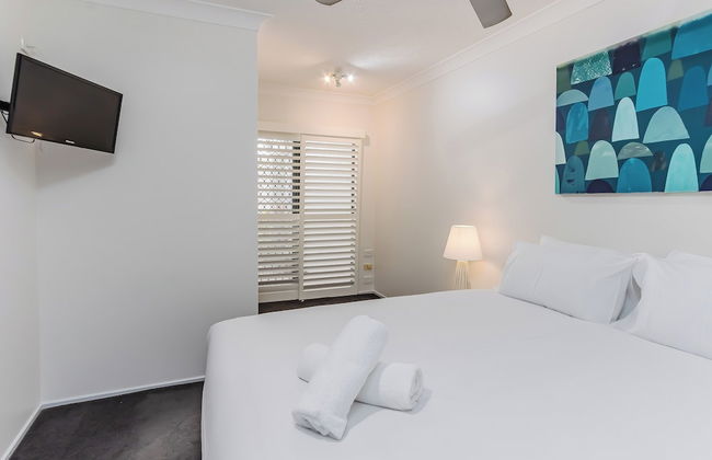 Waterfront at Sunrise Cove - Photo 8