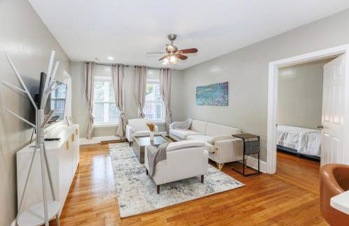 In-Unit Laundry Your Family and Friends Space - Foto 1