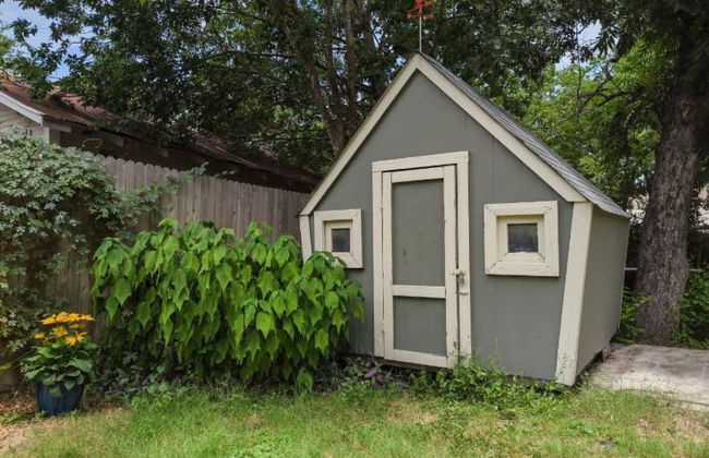 Charming Studio W/deck & Garden - Foto 14