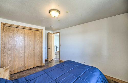 Lakefront Country Home with Waterslide and Trampoline! - Foto 30