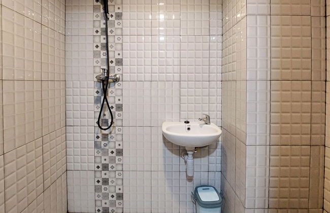 Cozy And Strategic Studio Apartment At De Prima - Photo 11