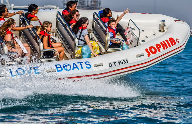 The Love Boats Dubai: Enjoy The 90 Minutes Love Tour - Photo 5