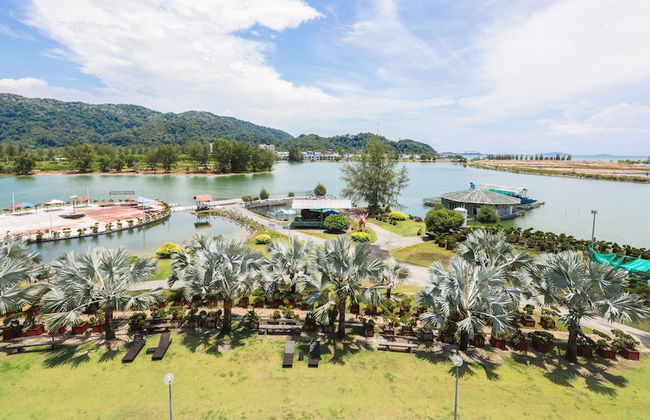 AnyLodge Waterfront Marina Island Pangkor - Foto 59