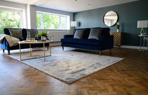 The Coach House at Wenvoe Manor, Cardiff - Photo 66