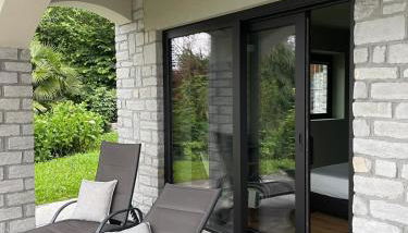 Residence Le Primule - Photo 3, Garden, sunbed, Garden view