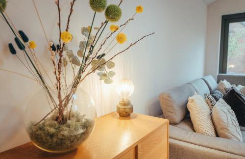 5 Bed Family Home- Free Parking - Foto 15