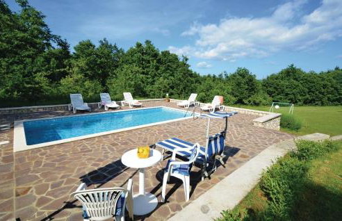 4 Bedroom Stunning Home In Jurani - Foto 8