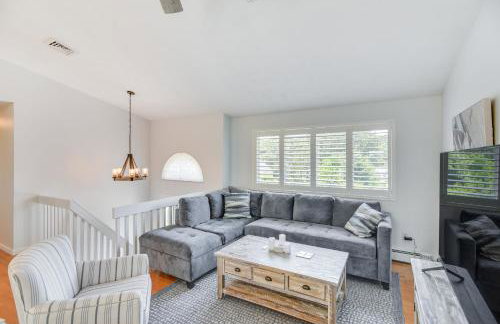 Narragansett Vacation Rental Near River and Beach! - Foto 4