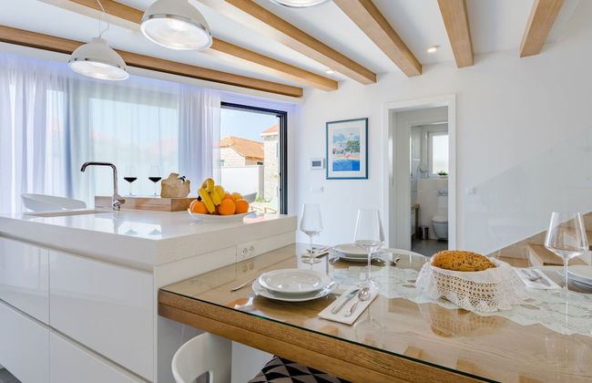 Villa Stone Pearl - Two Bedroom Holiday House With Pool - Foto 53