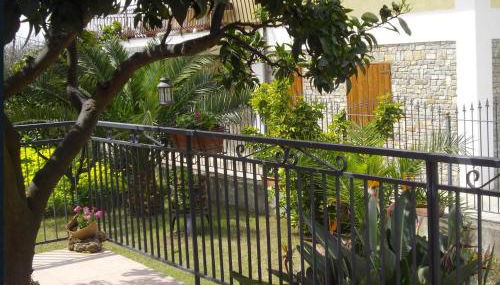 Appartamento con stanza singola e giardino - Foto 1