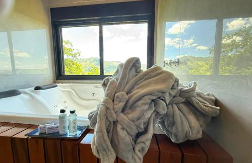 Chalé Jacarandá - Vale do Baú by HospedaHost - Foto 8