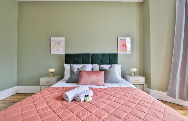 4 Bed House with Pool Table & Parking - Foto 13