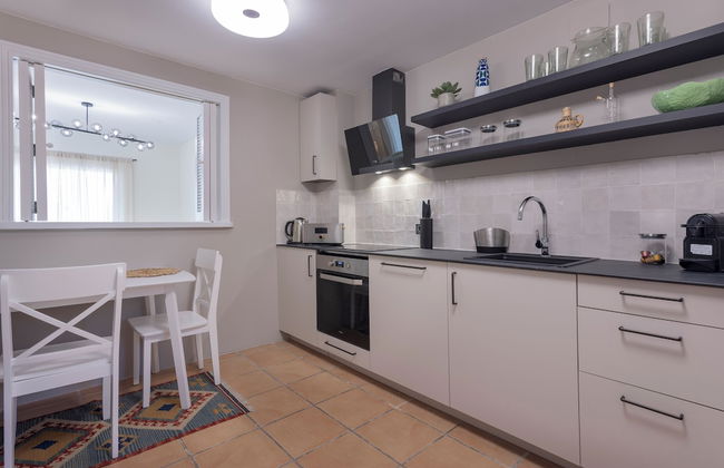 3 Bedroom, 3 Bathroom Beachside Apartment - Foto 6