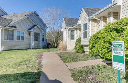 Wichita Townhome with Patio 9 Mi to Downtown! - Foto 26