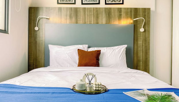 Cozy and Spacious 2BR Apartment at Royal Olive Residence - Foto 3, Habitación