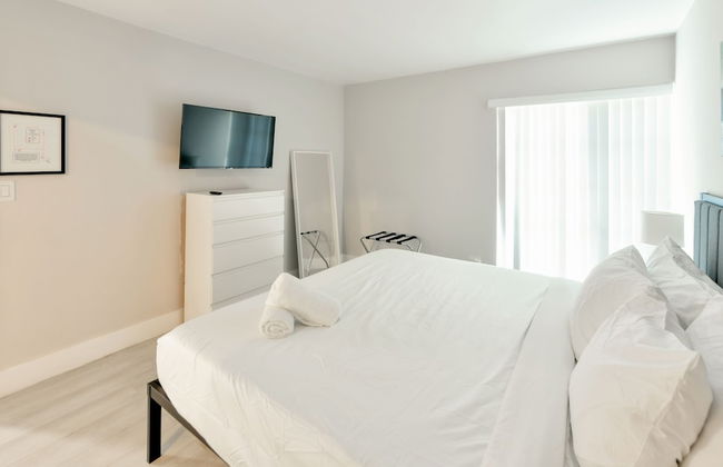 Artrageous on the river By RocketStay - Photo 32