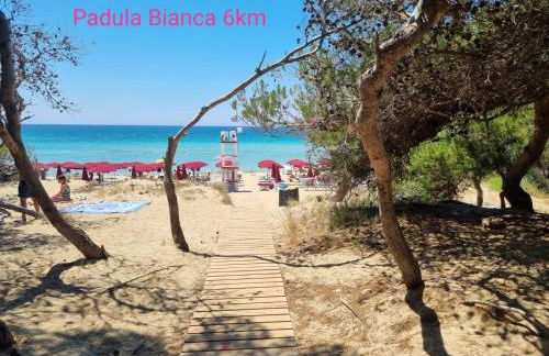 Villetta indipendente in villaggio a 2 passi dal mare - Foto 1