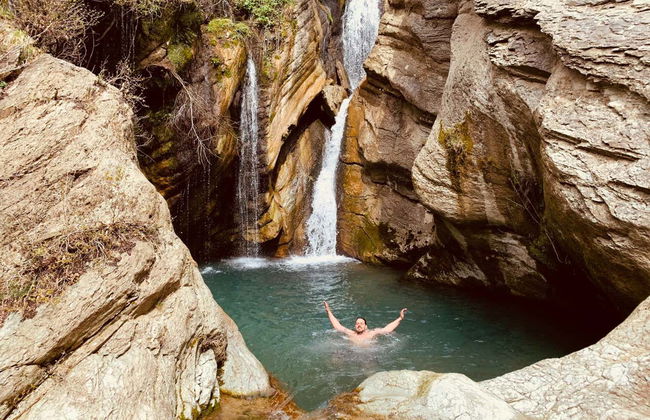 Trilha pela montanha Tomorr + Cachoeira de Bogove - Foto 5