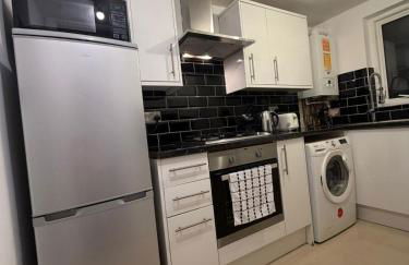 Nice Apartment in London Easy Access to Centre - only 15 minutes - Foto 2