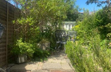 Cosy cottage in Bridport centre - Photo 27