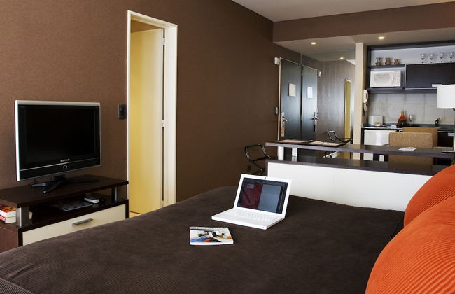 Ayres Apartments Recoleta - Uriburu - Photo 11