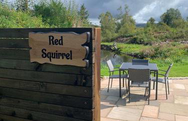 Red Squirrel Pod with Hot Tub - Foto 34