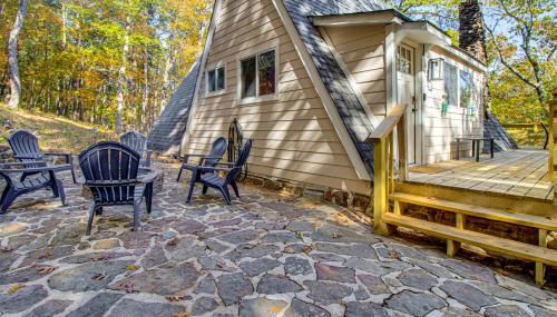 Fairfield Bay Home with Pool Access and Boat Slip - Photo 4