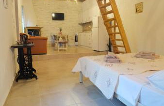 Elaion Thea-Nies - Photo 15