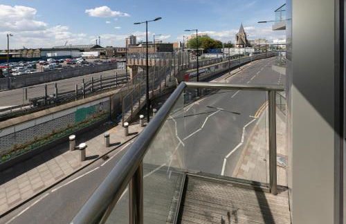 1 Bedroom Apartment near City Airport - Foto 10