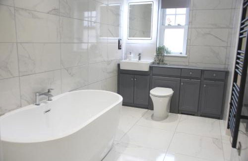 Luxury Barn With Private Wood-Fired Hot Tub - Foto 4