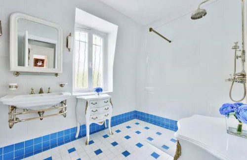 Modern apartment with 4 bedrooms - Foto 6